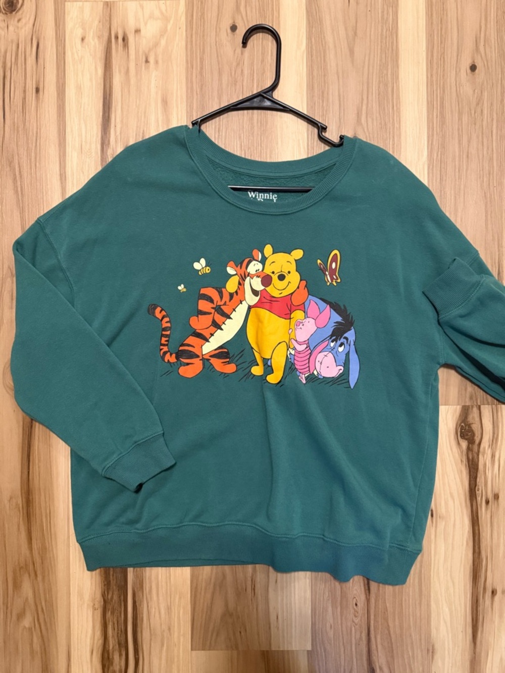 Disney Winnie‎ The Pooh Pullover Long Sleeve Sweater
Size L Green Double Sided